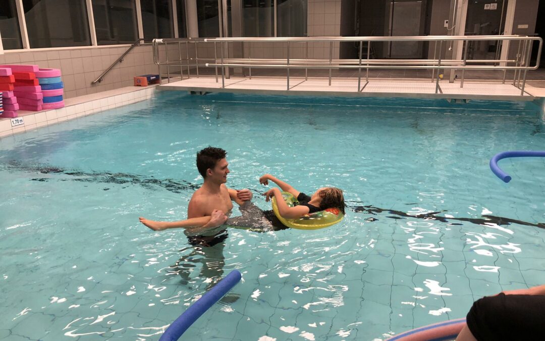 L&rsquo;Association Marche avec Liam propose des séances de balnéothérapie gratuites à Arras à destination des personnes en situation de handicap